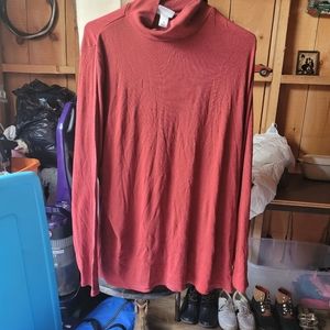 Womans long sleeve shirt